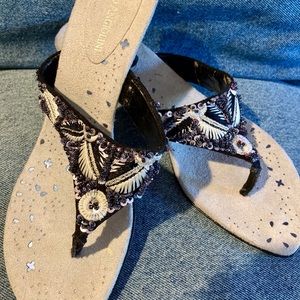 ENZO ANGIOLINI KITTEN HEEL SZ 8m never been worn